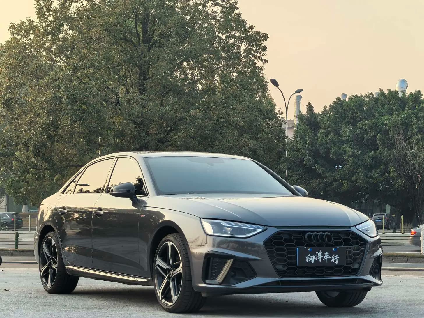 Audi A4L 2025 г. 14098 км. — фото 3