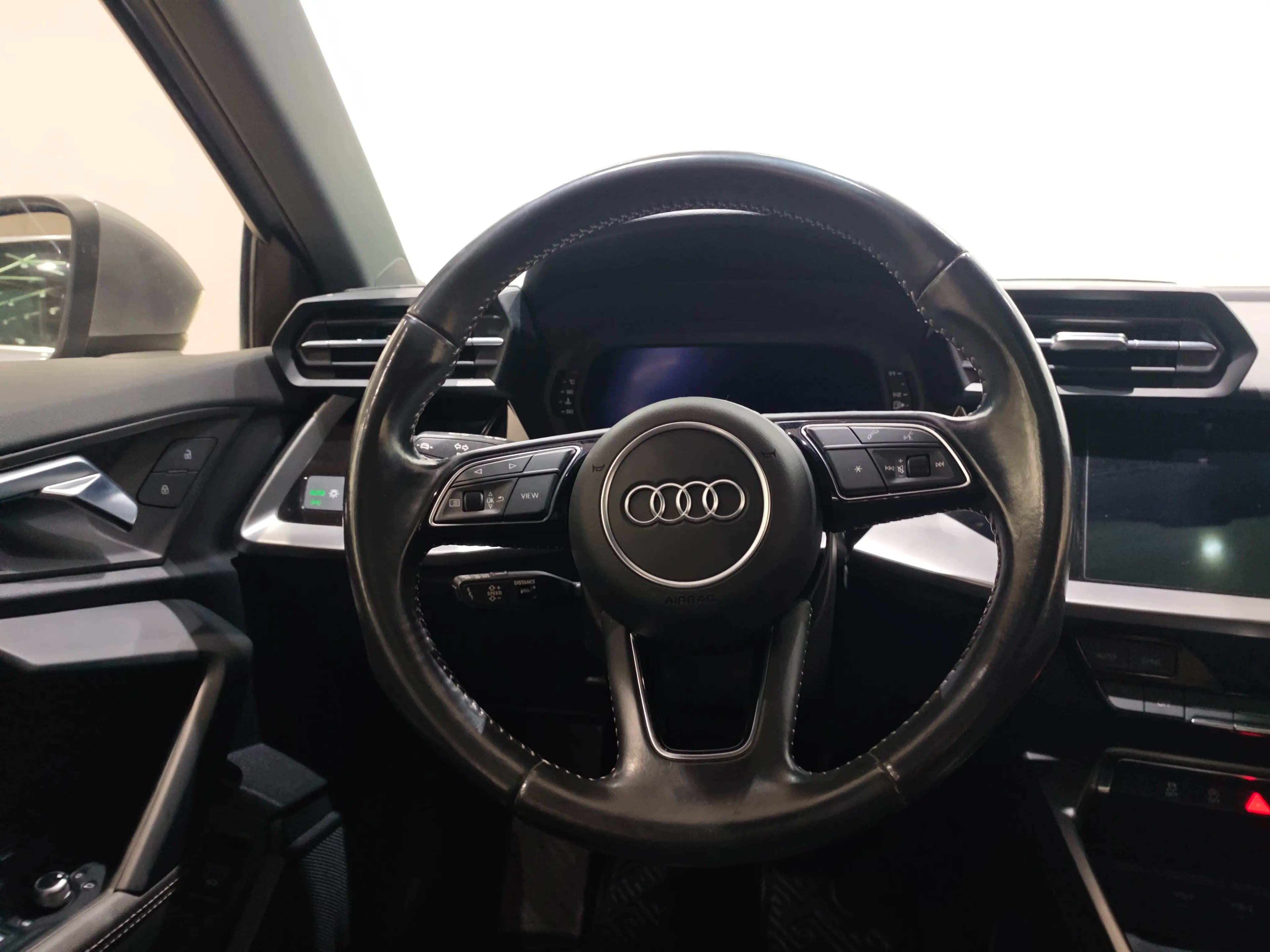 Audi A3 2022 г. 91346 км. — фото 16
