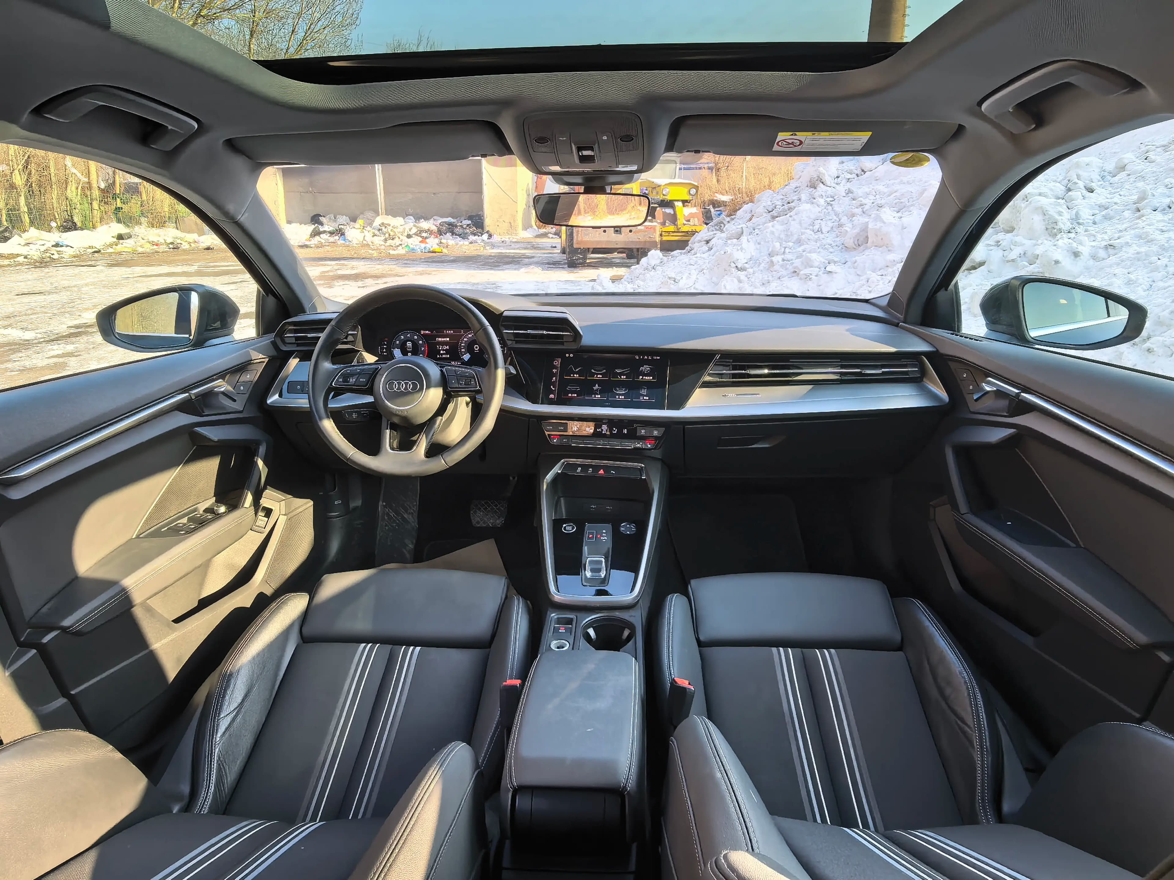 Audi A3 2023 г. 56145 км. — фото 10