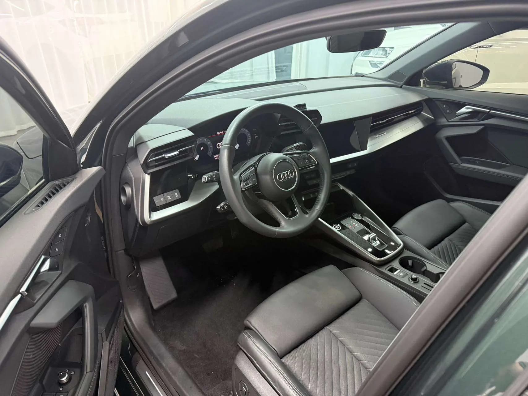 Audi A3 2021 г. 54020 км. — фото 13