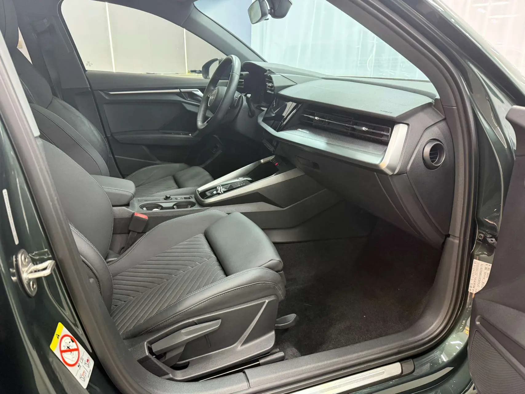 Audi A3 2021 г. 54020 км. — фото 8
