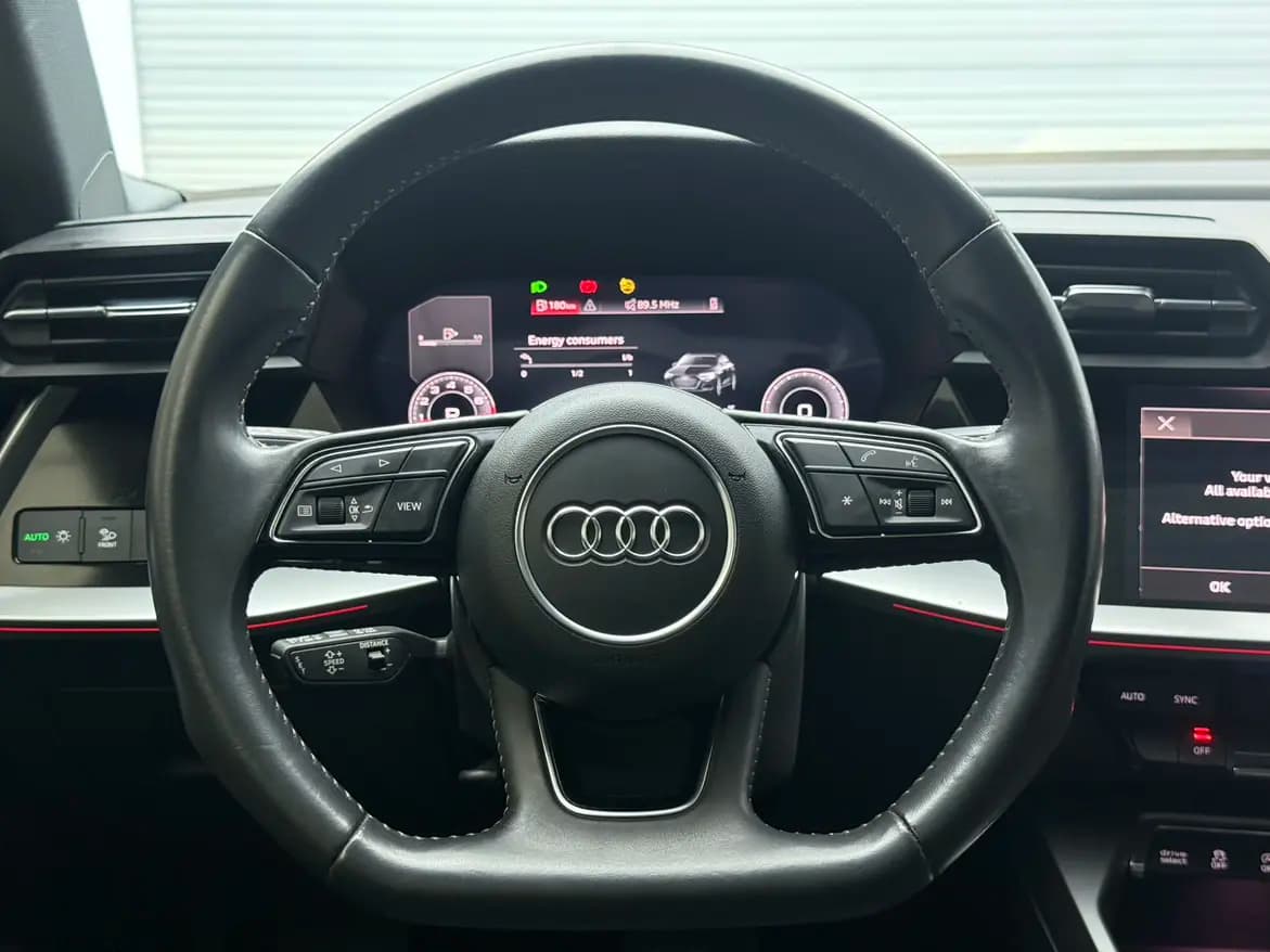 Audi A3 2022 г. 42100 км. — фото 12
