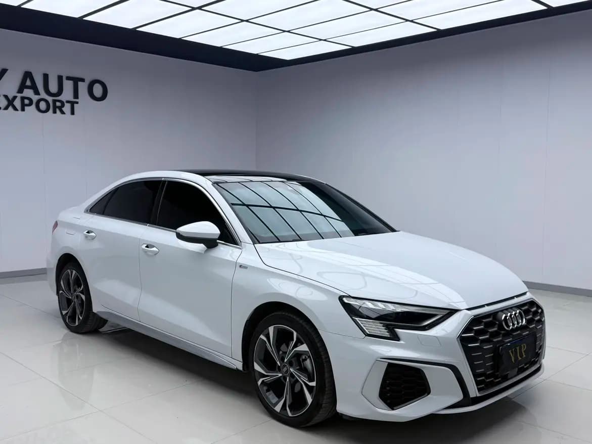 Audi A3 2022 г. 42100 км. — фото 3