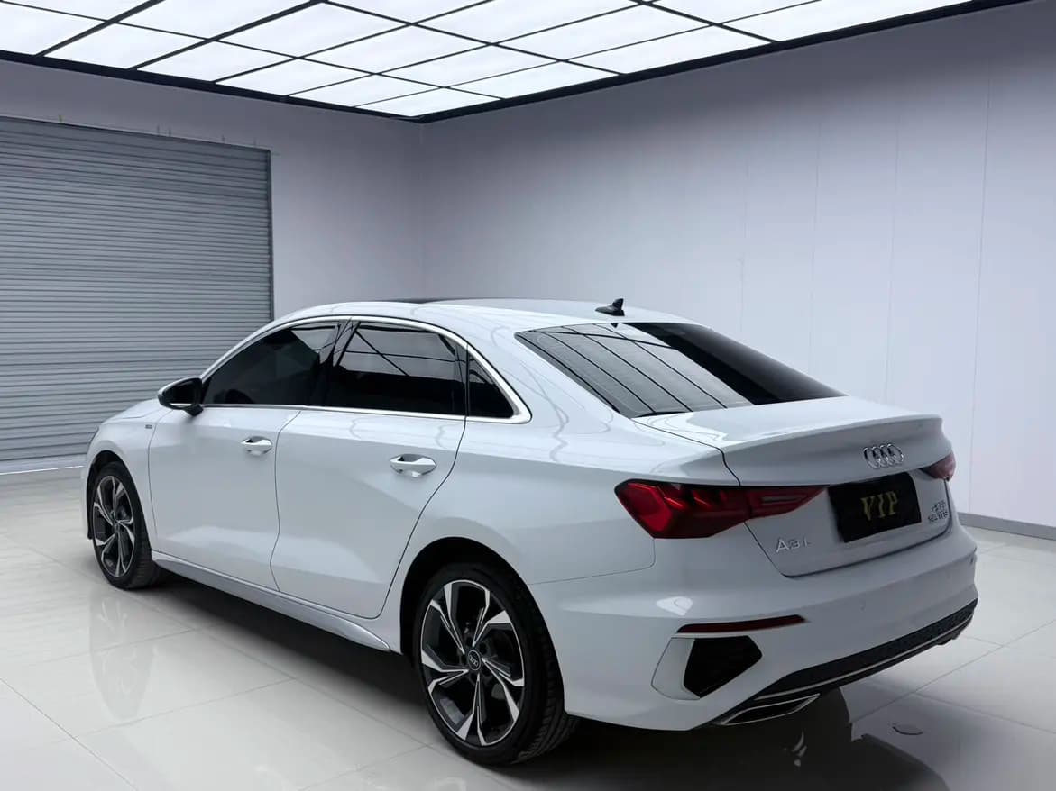 Audi A3 2022 г. 42100 км. — фото 4