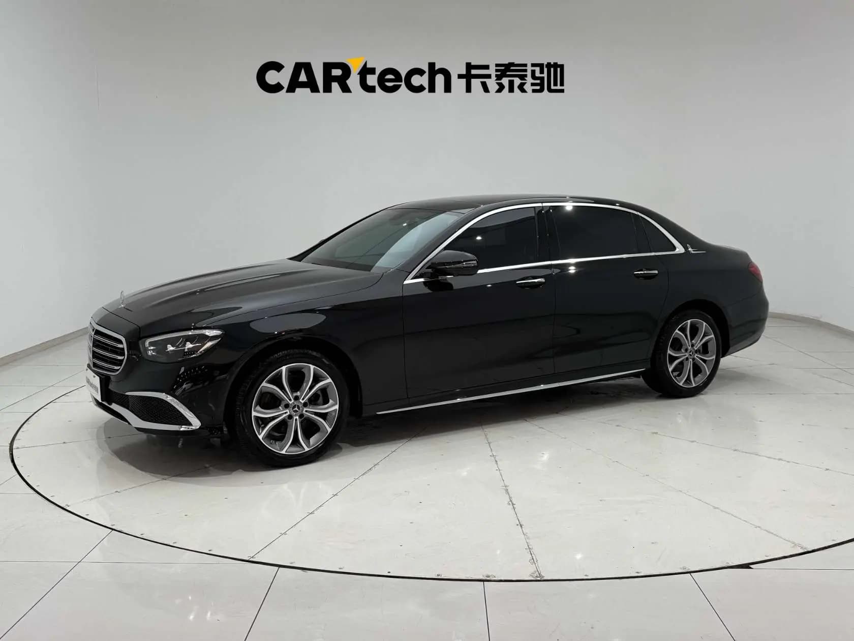 Mercedes-Benz E-Class 2023 г. 8645 км.