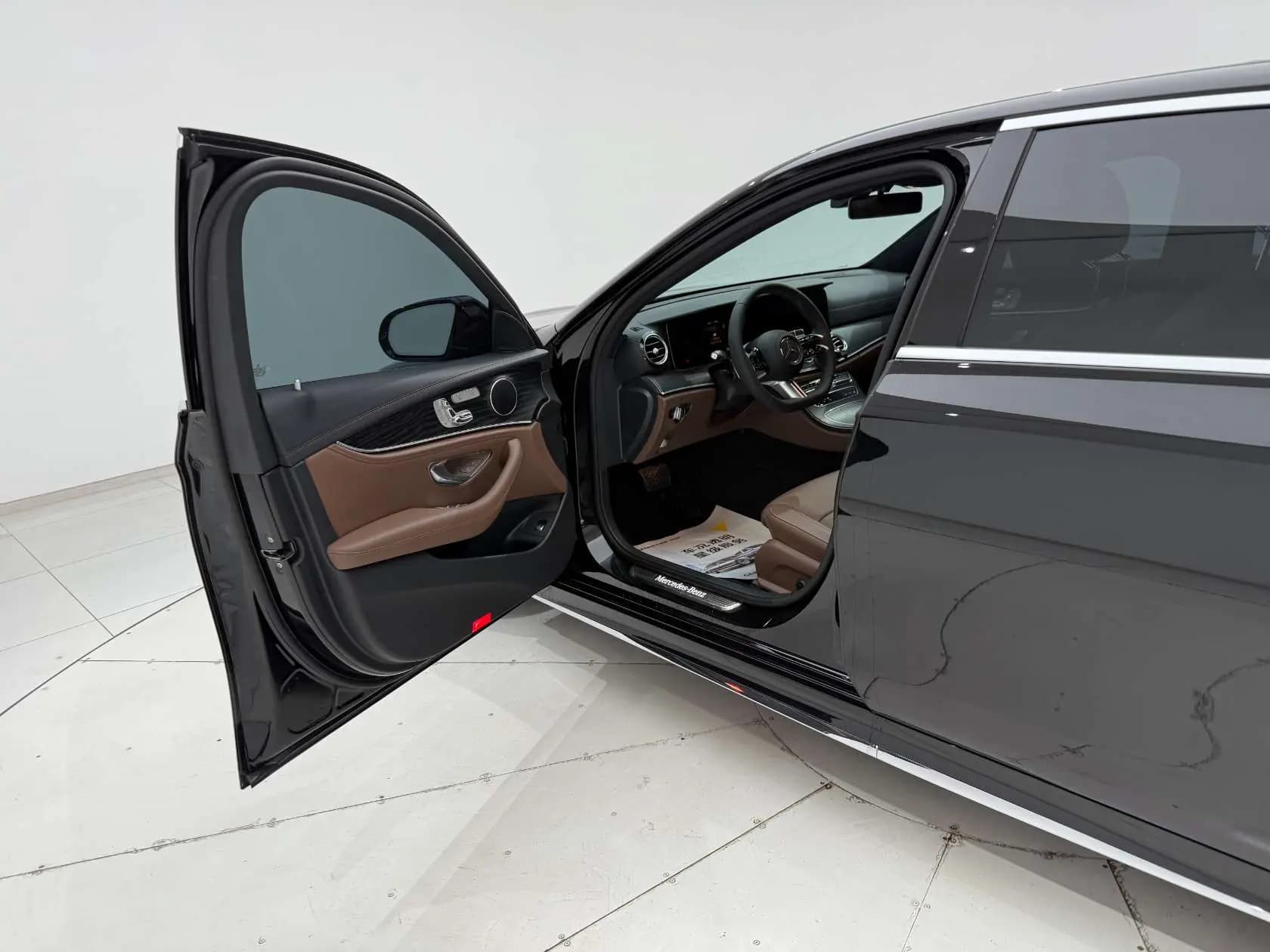 Mercedes-Benz E-Class 2023 г. 8645 км. — фото 21