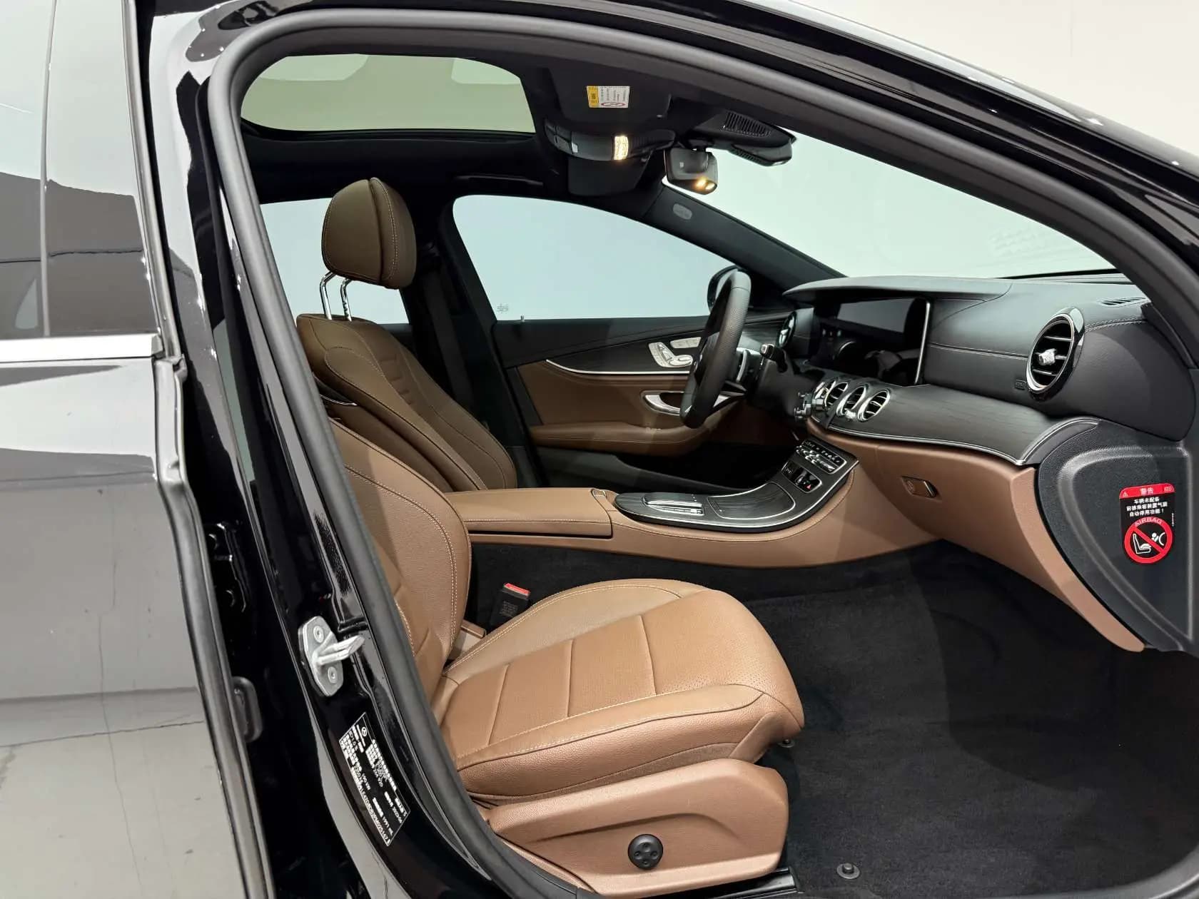 Mercedes-Benz E-Class 2023 г. 8645 км. — фото 28