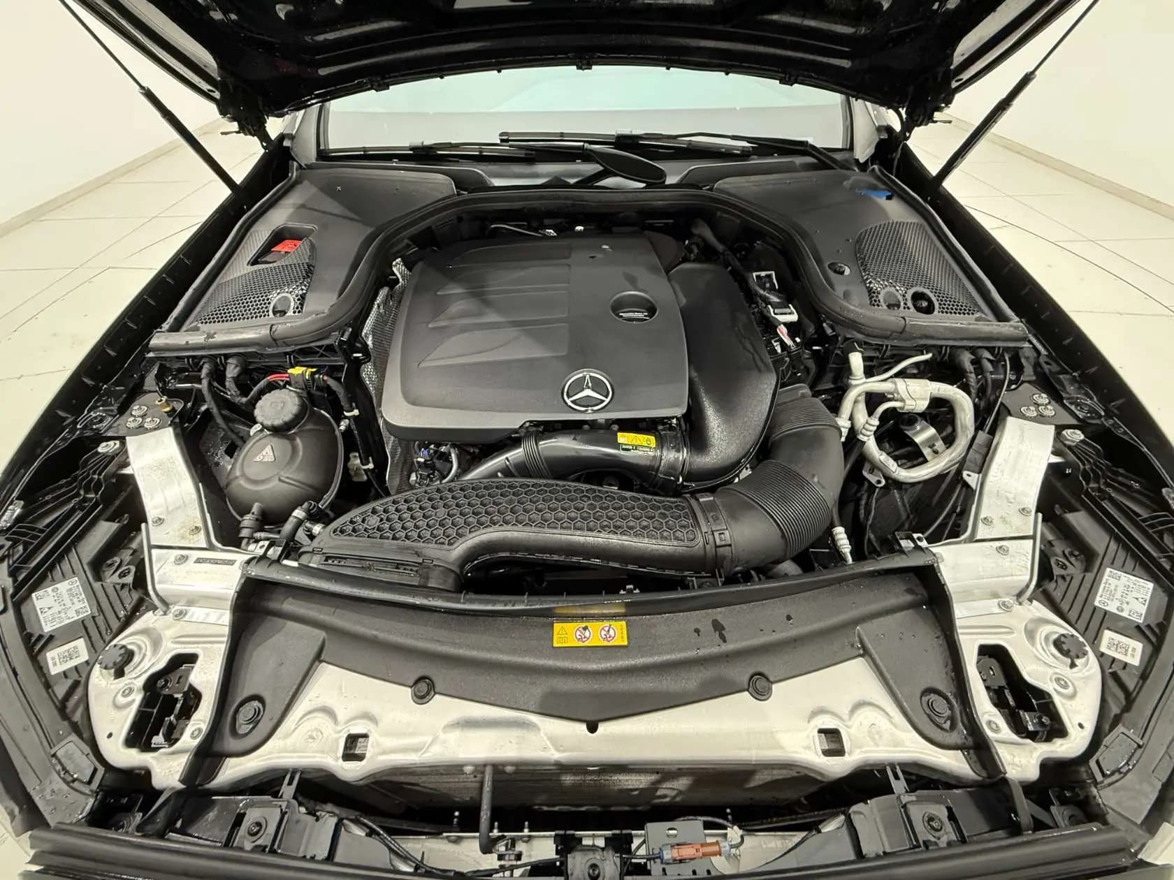 Mercedes-Benz E-Class 2023 г. 8645 км. — фото 9