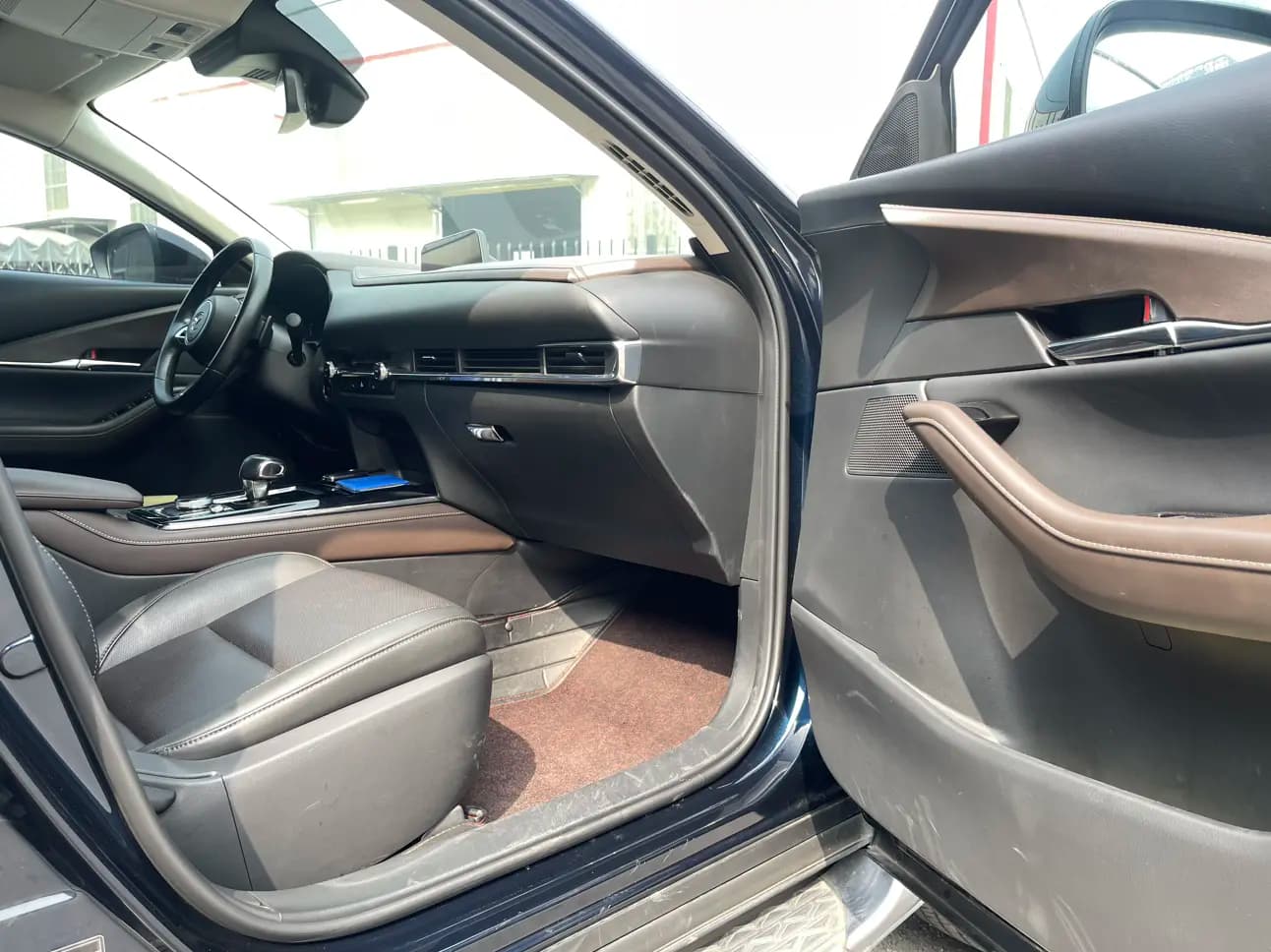 Mazda CX-30 EV 2023 г. 50856 км. — фото 16