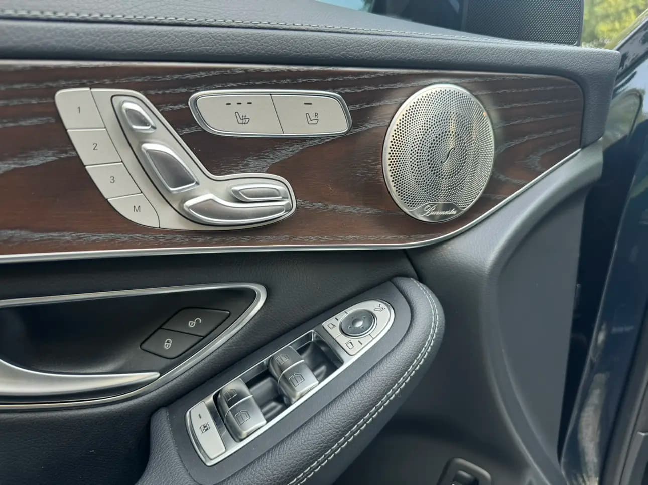 Mercedes-Benz GLC 2022 г. 68058 км. — фото 14