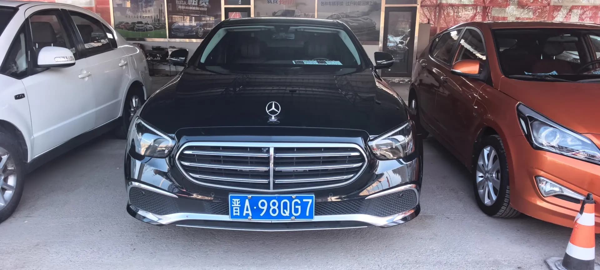 Mercedes-Benz E-Class 2022 г. 89046 км. — фото 2