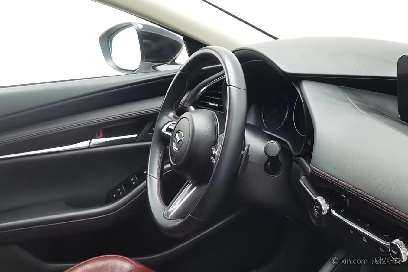 Mazda Axela 2022 г. 44547 км. — фото 15