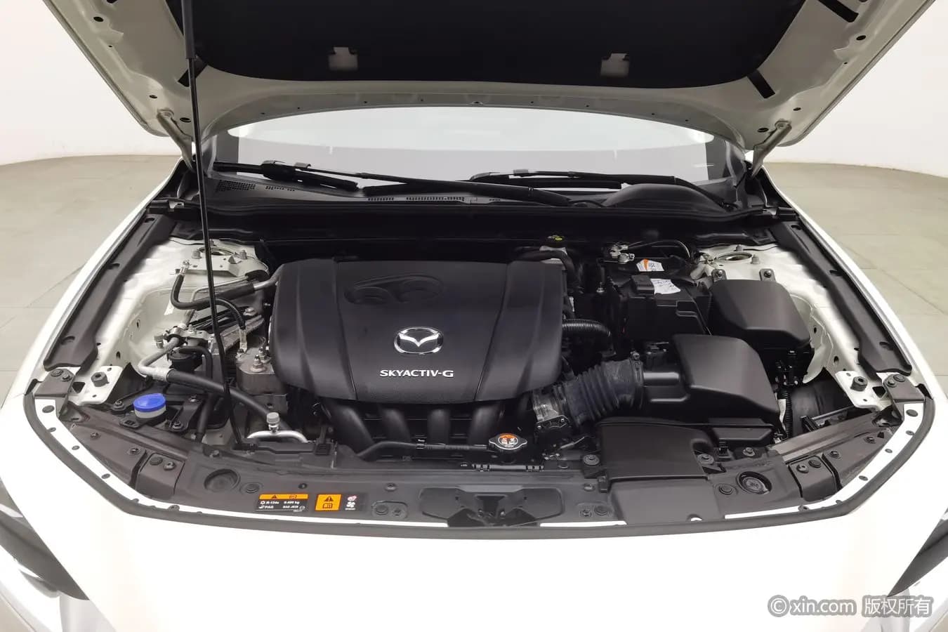 Mazda Axela 2022 г. 44547 км. — фото 5