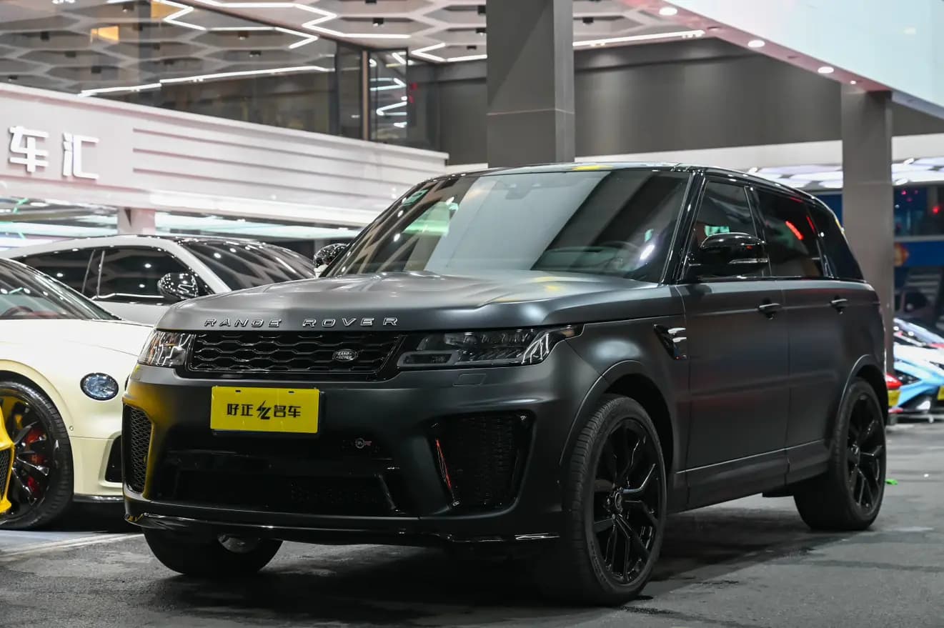 Land Rover Range Rover Sport 2023 г. 27052 км.