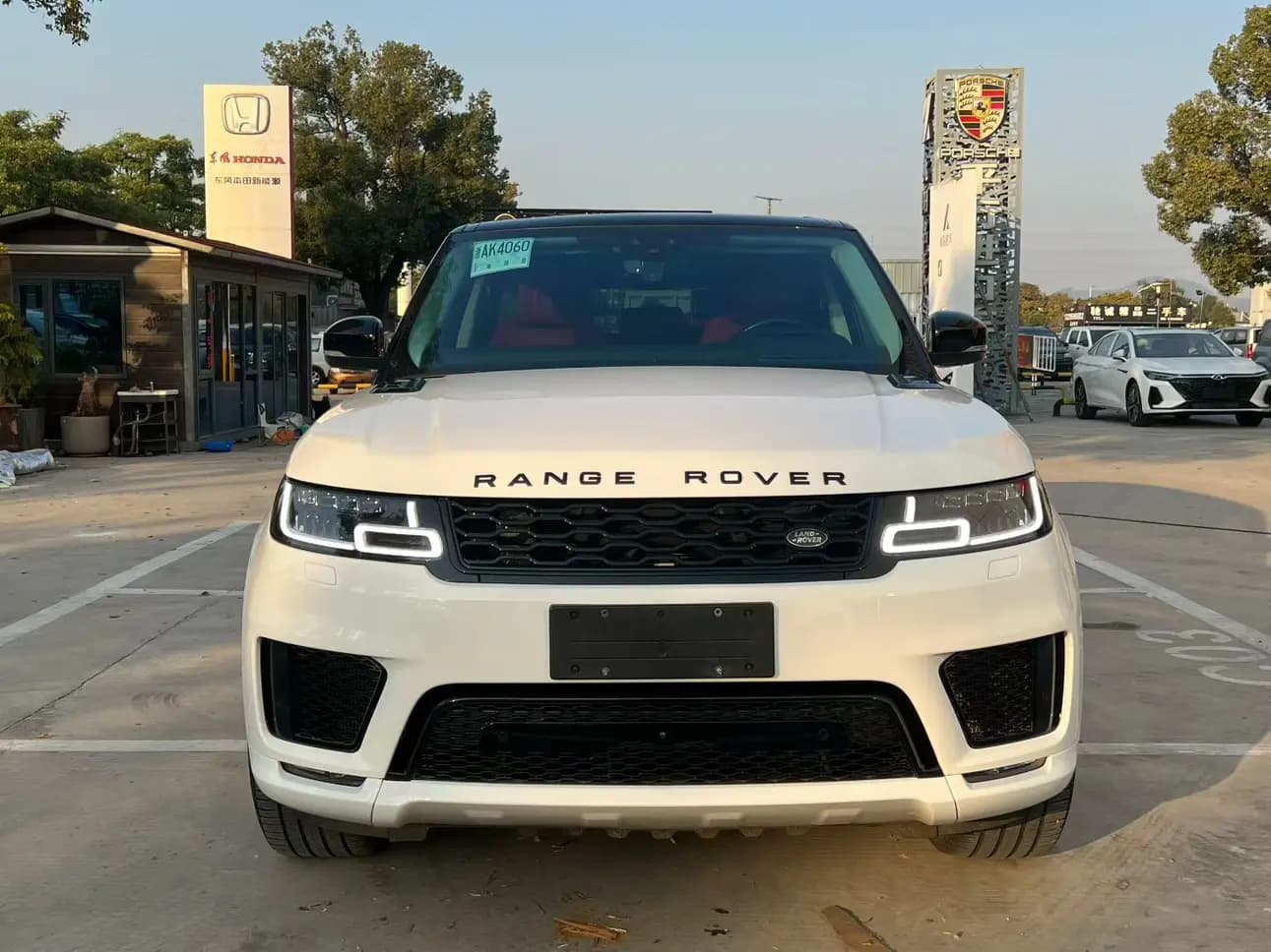Land Rover Range Rover Sport 2021 г. 66053 км. — фото 2