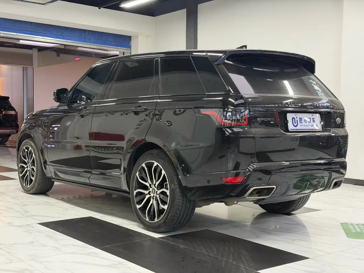 Land Rover Range Rover Sport 2022 г. 77855 км. — фото 3