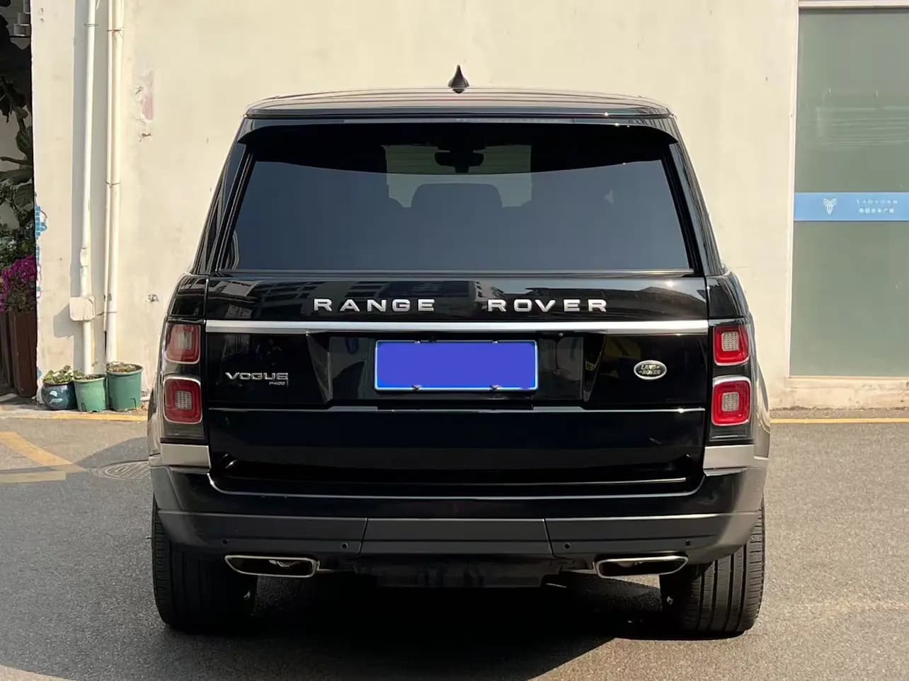 Land Rover Range rover 2022 г. 44081 км. — фото 3