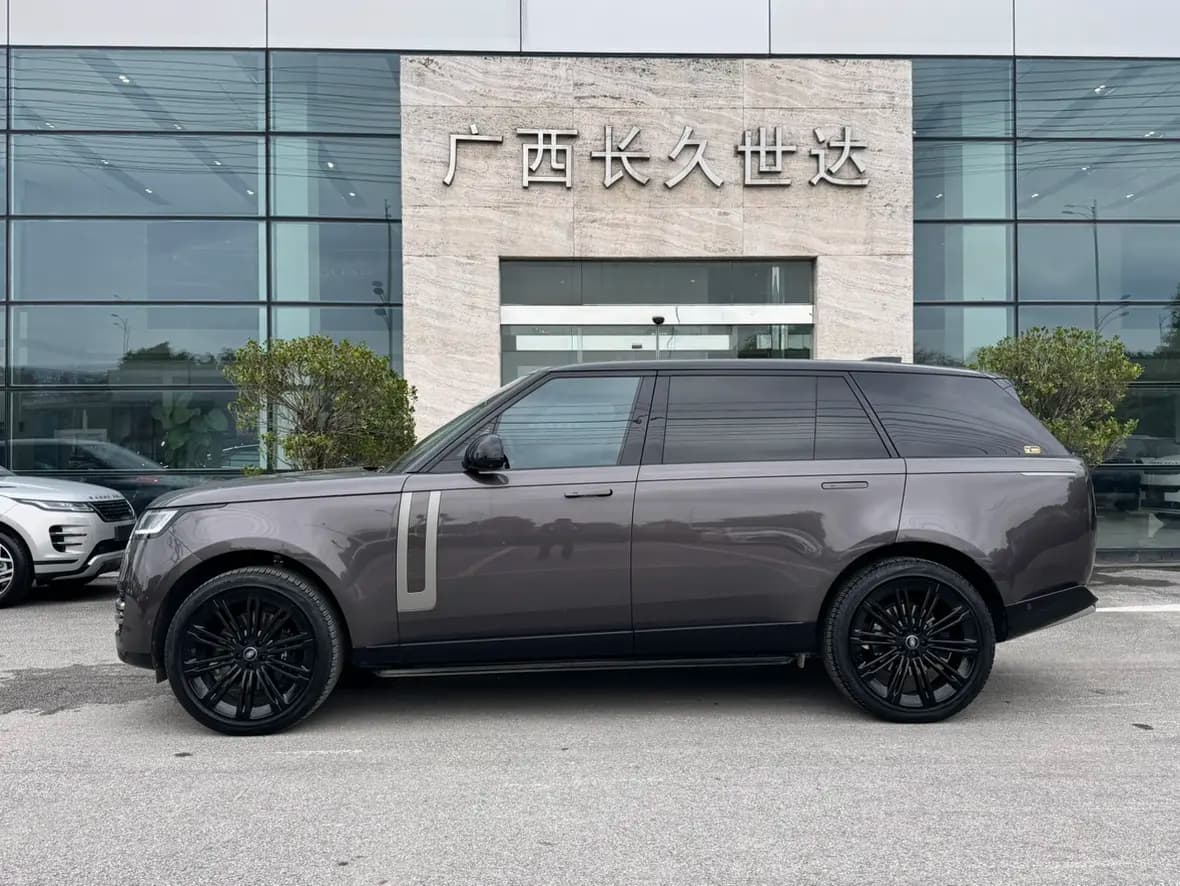 Land Rover Range rover 2022 г. 31029 км. — фото 3