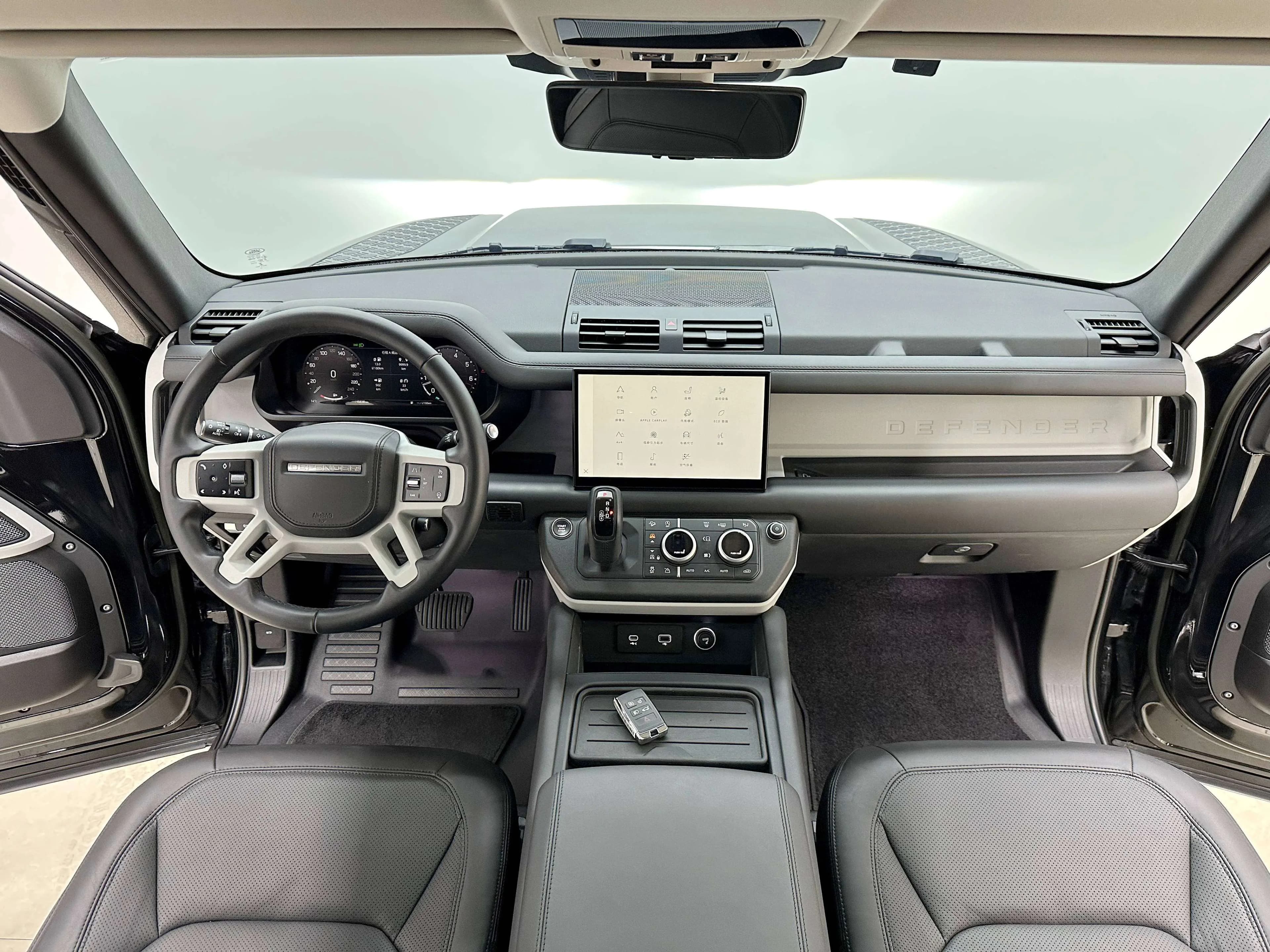 Land Rover Guard 2023 г. 15001 км. — фото 21