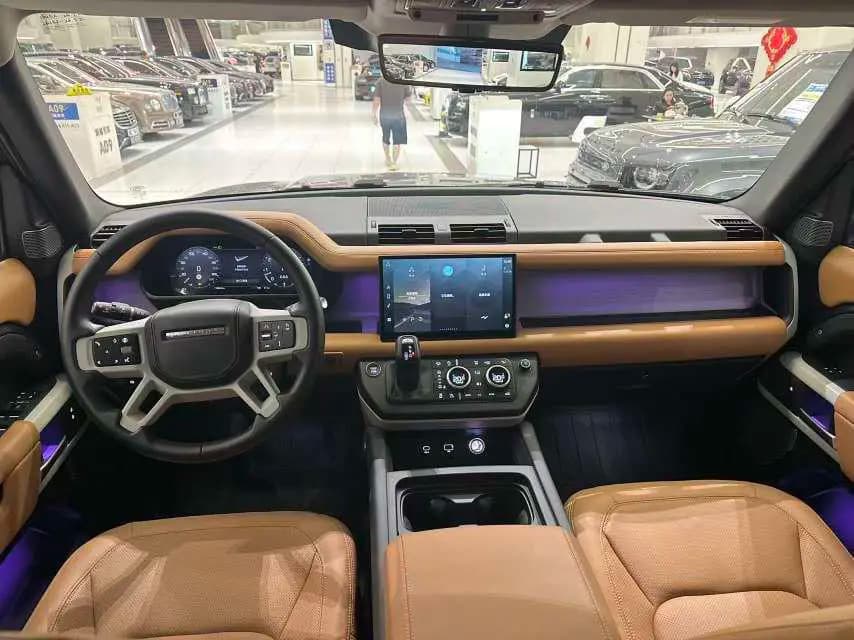 Land Rover Guard 2024 г. 16031 км. — фото 9