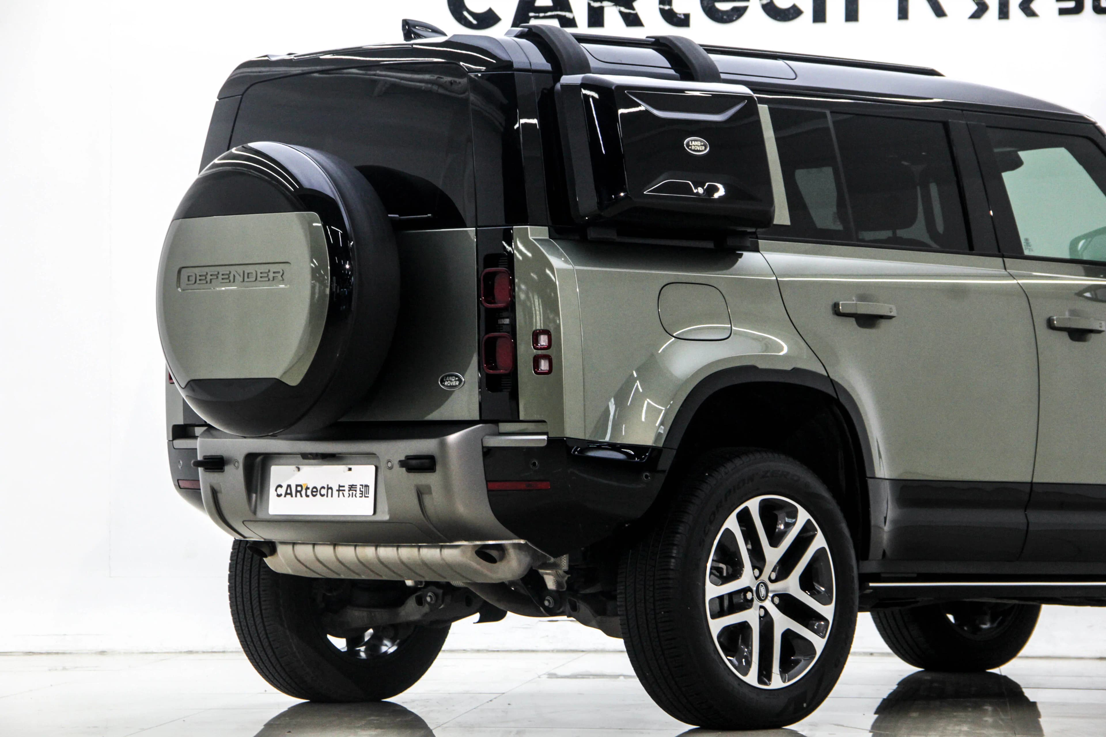 Land Rover Guard 2023 г. 15406 км. — фото 10