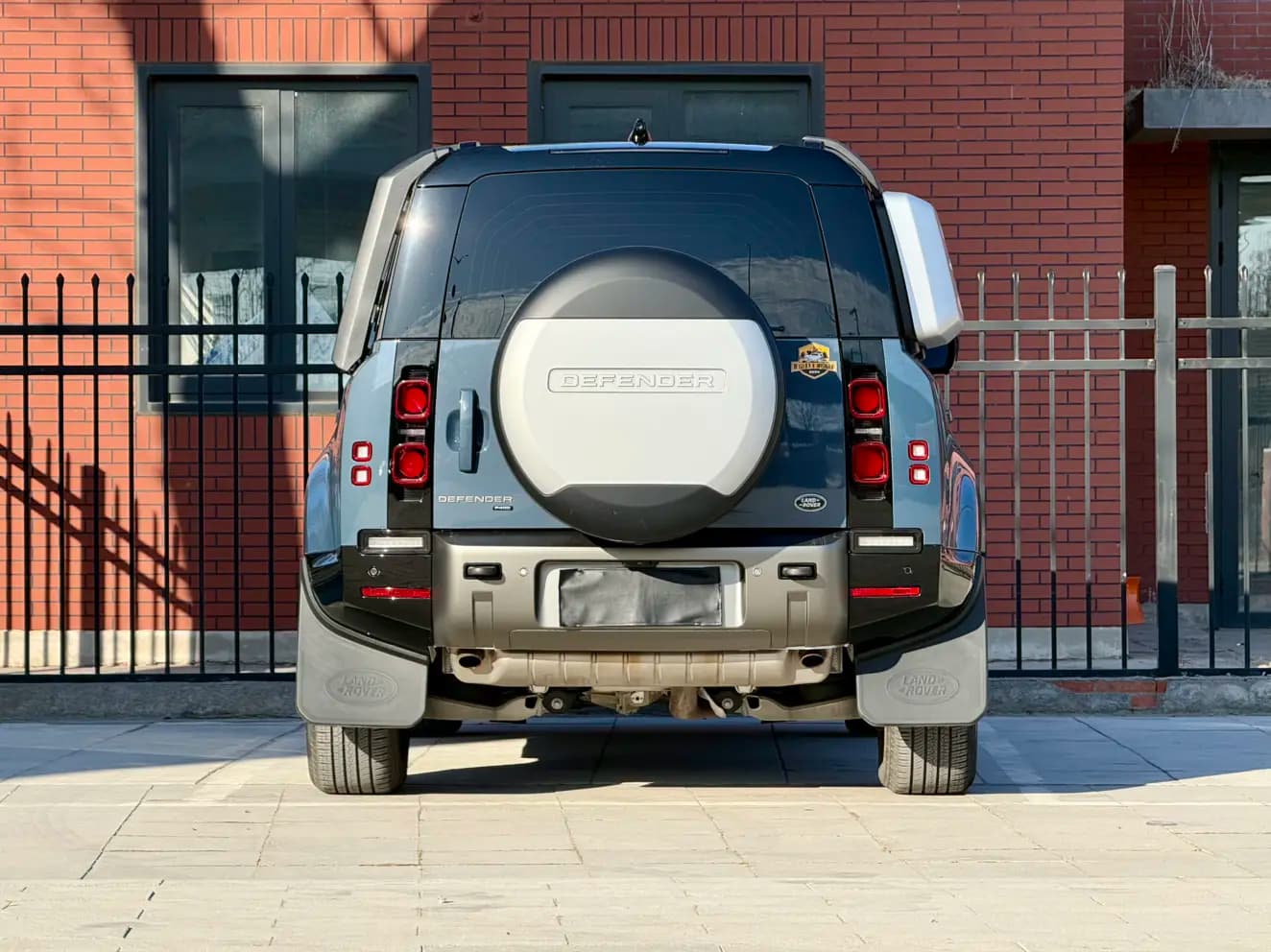 Land Rover Guard 2022 г. 18046 км. — фото 6