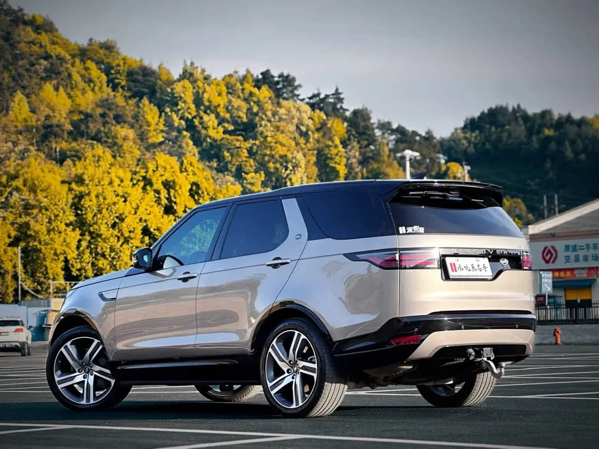 Land Rover Discovery 2021 г. 73033 км. — фото 4