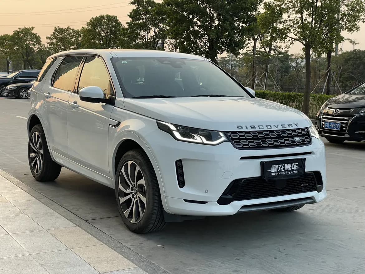 Land Rover Discover Sports 2022 г. 5241 км. — фото 3