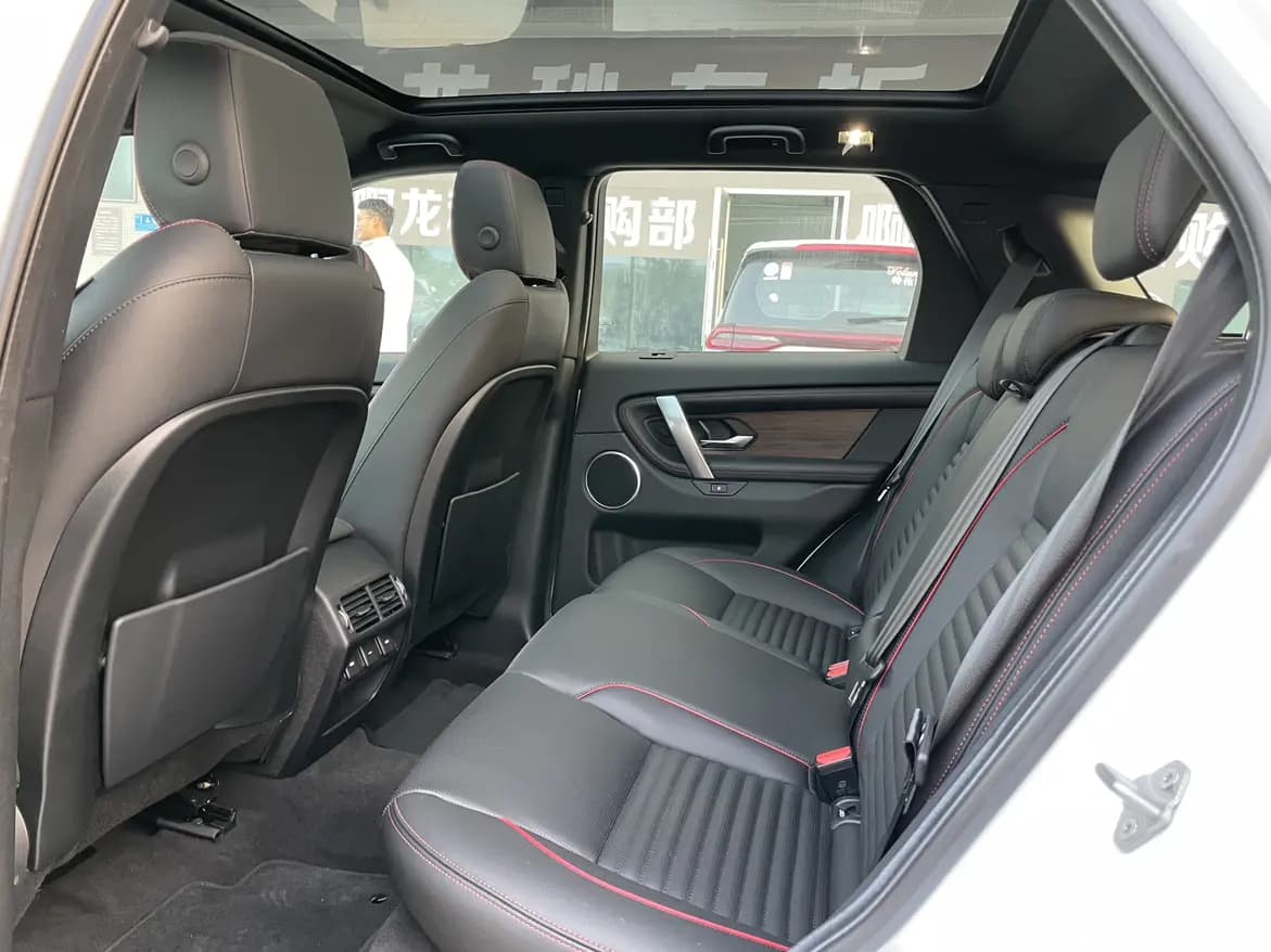 Land Rover Discover Sports 2022 г. 5241 км. — фото 7
