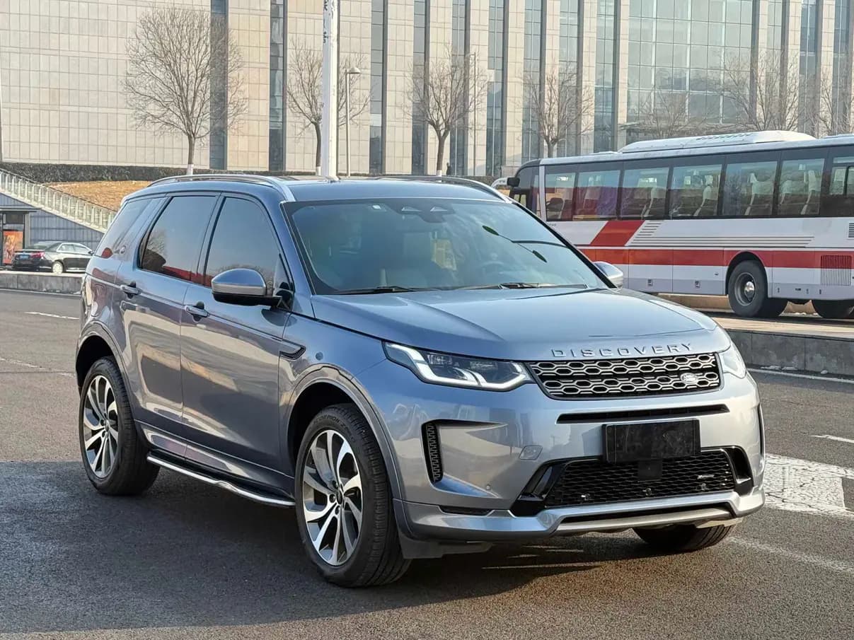 Land Rover Discover Sports 2023 г. 30039 км. — фото 3