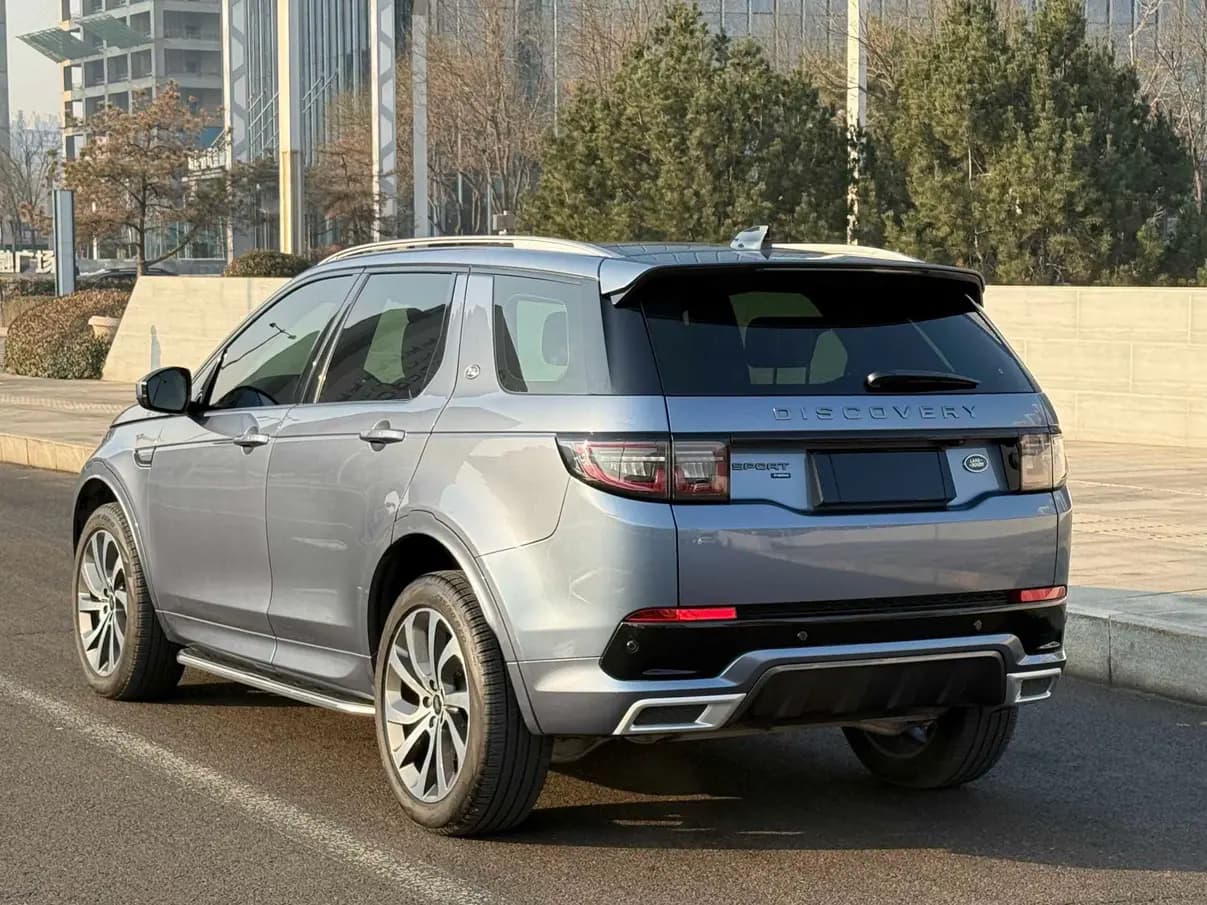 Land Rover Discover Sports 2023 г. 30039 км. — фото 5
