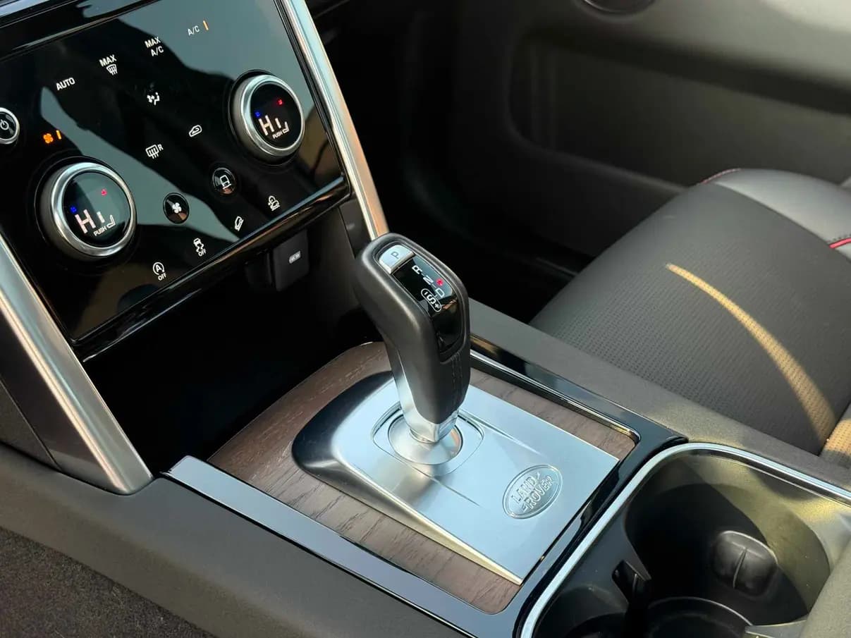 Land Rover Discover Sports 2023 г. 30039 км. — фото 9