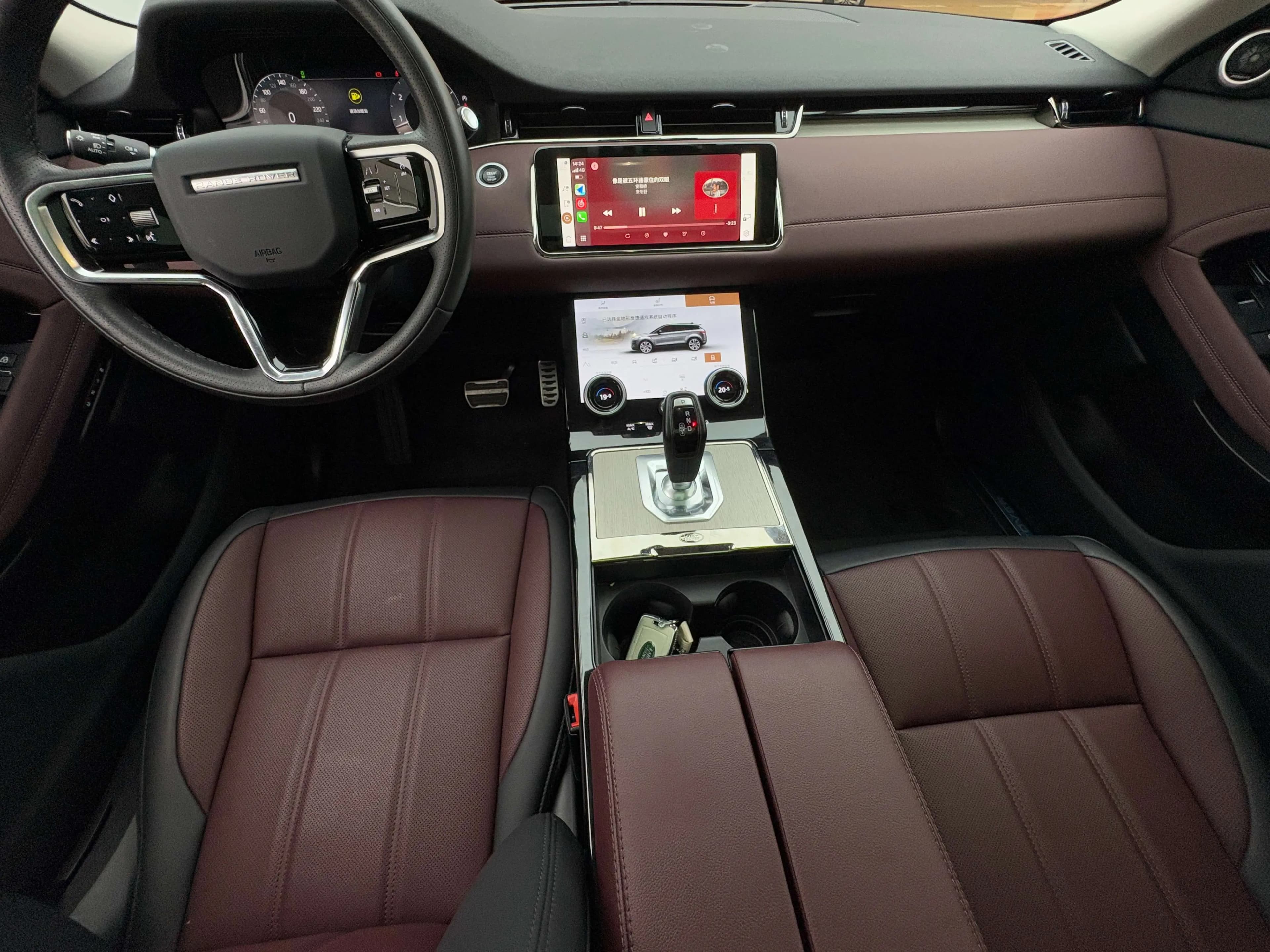 Land Rover Range Rover Evoque 2024 г. 13018 км. — фото 10