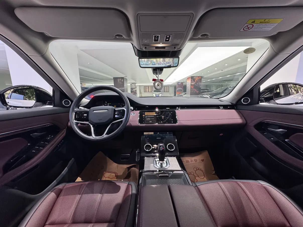 Land Rover Range Rover Evoque 2023 г. 5119 км. — фото 4