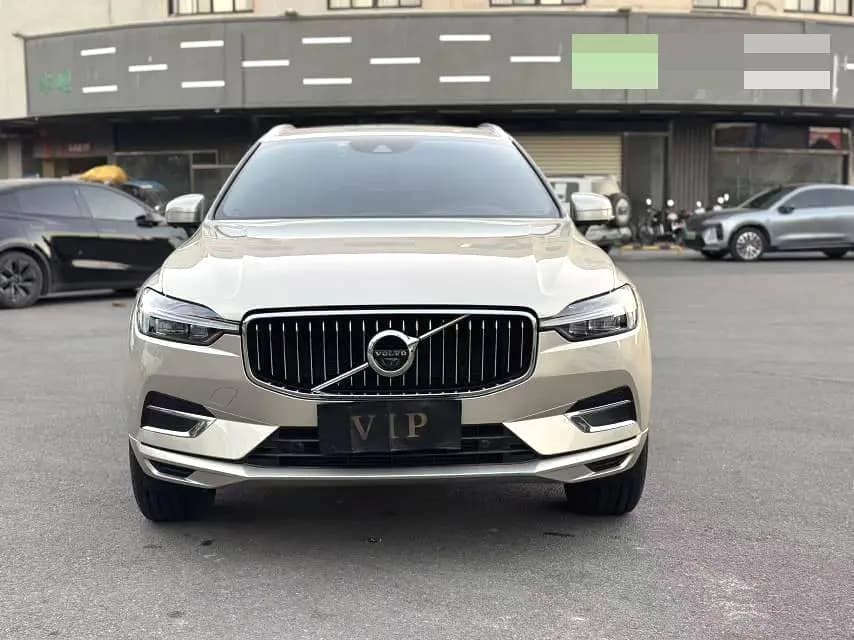 Volvo XC60 2021 г. 110032 км. — фото 2