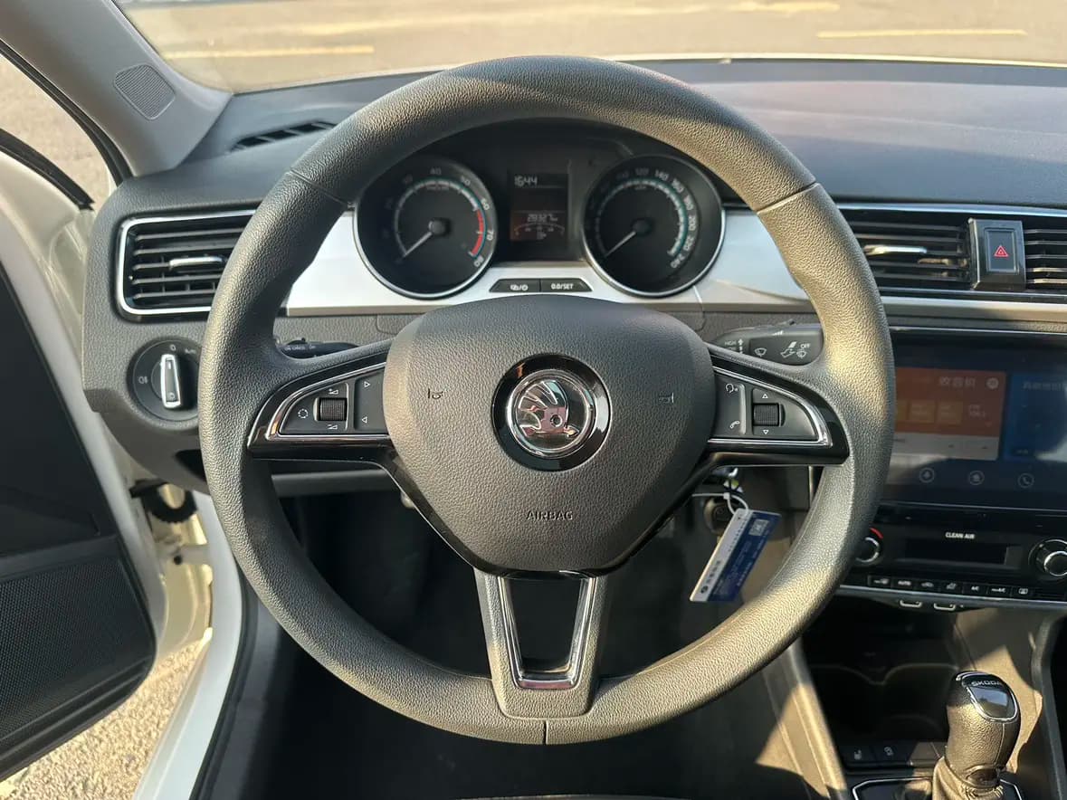 Skoda Xin Rui 2022 г. 28100 км. — фото 7