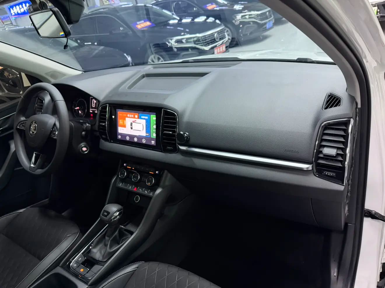 Skoda Karoq 2021 г. 44861 км. — фото 12