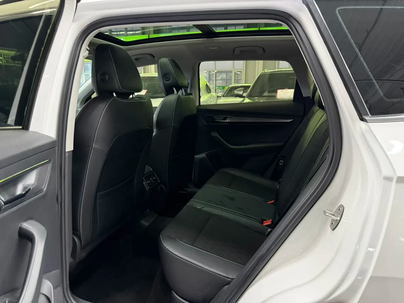 Skoda Karoq 2021 г. 44861 км. — фото 14