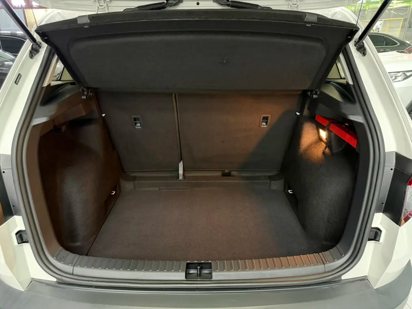 Skoda Karoq 2021 г. 44861 км. — фото 16