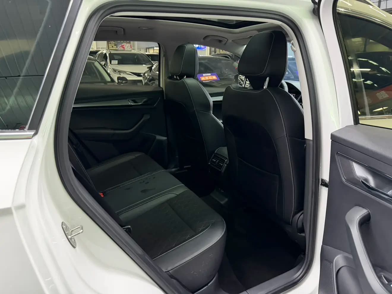 Skoda Karoq 2021 г. 44861 км. — фото 18
