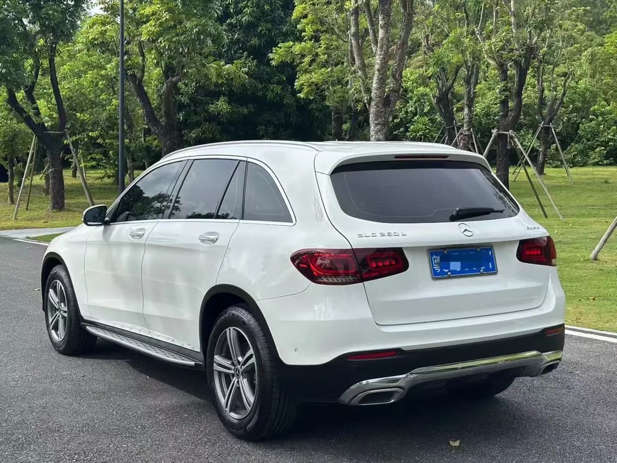 Mercedes-Benz GLC 2021 г. 69137 км. — фото 4