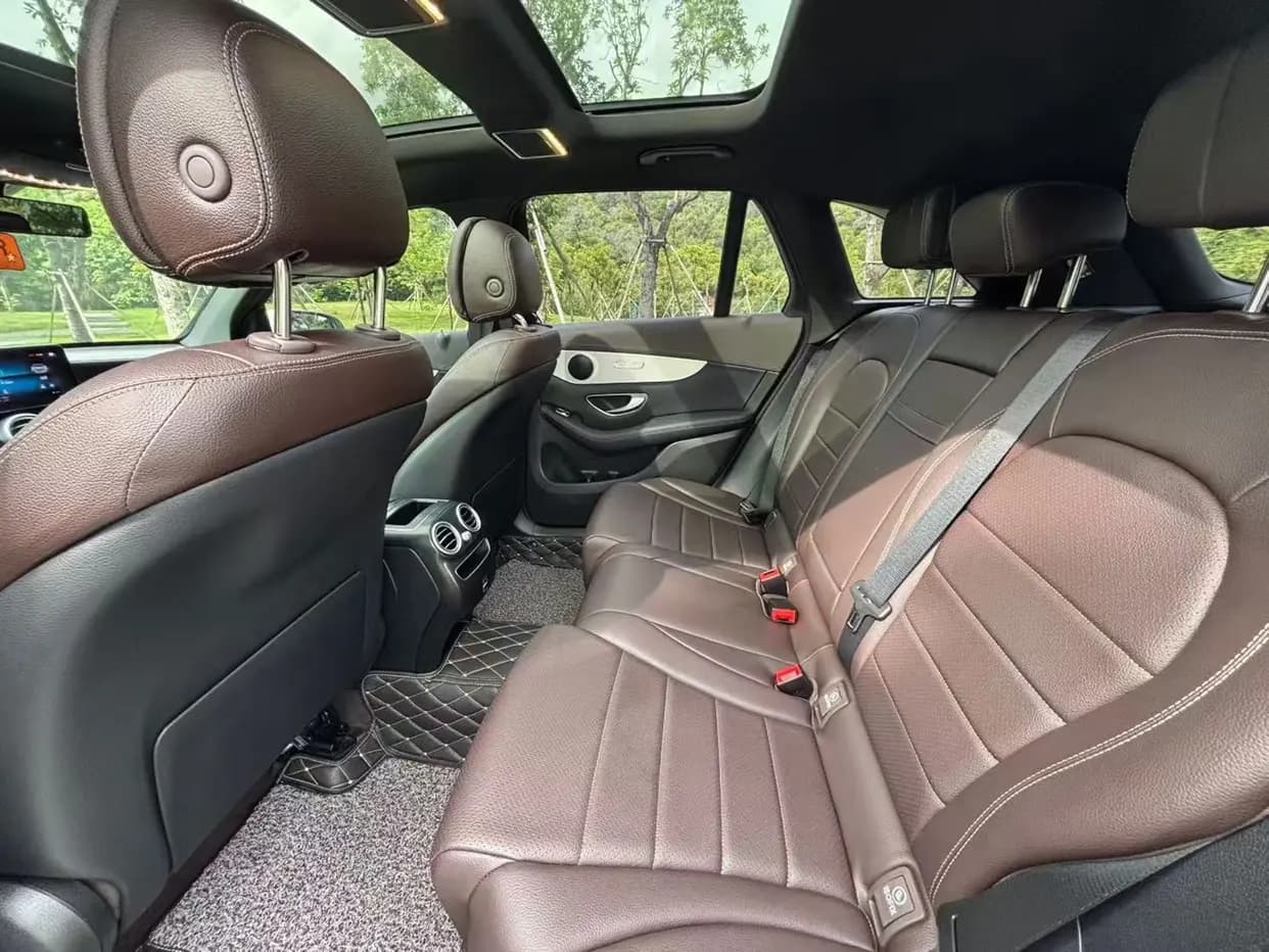 Mercedes-Benz GLC 2021 г. 69137 км. — фото 10