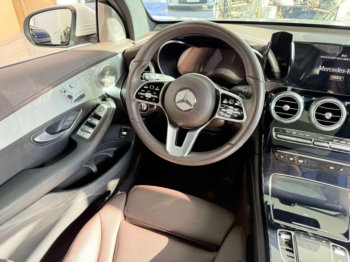 Mercedes-Benz GLC 2021 г. 71136 км. — фото 14