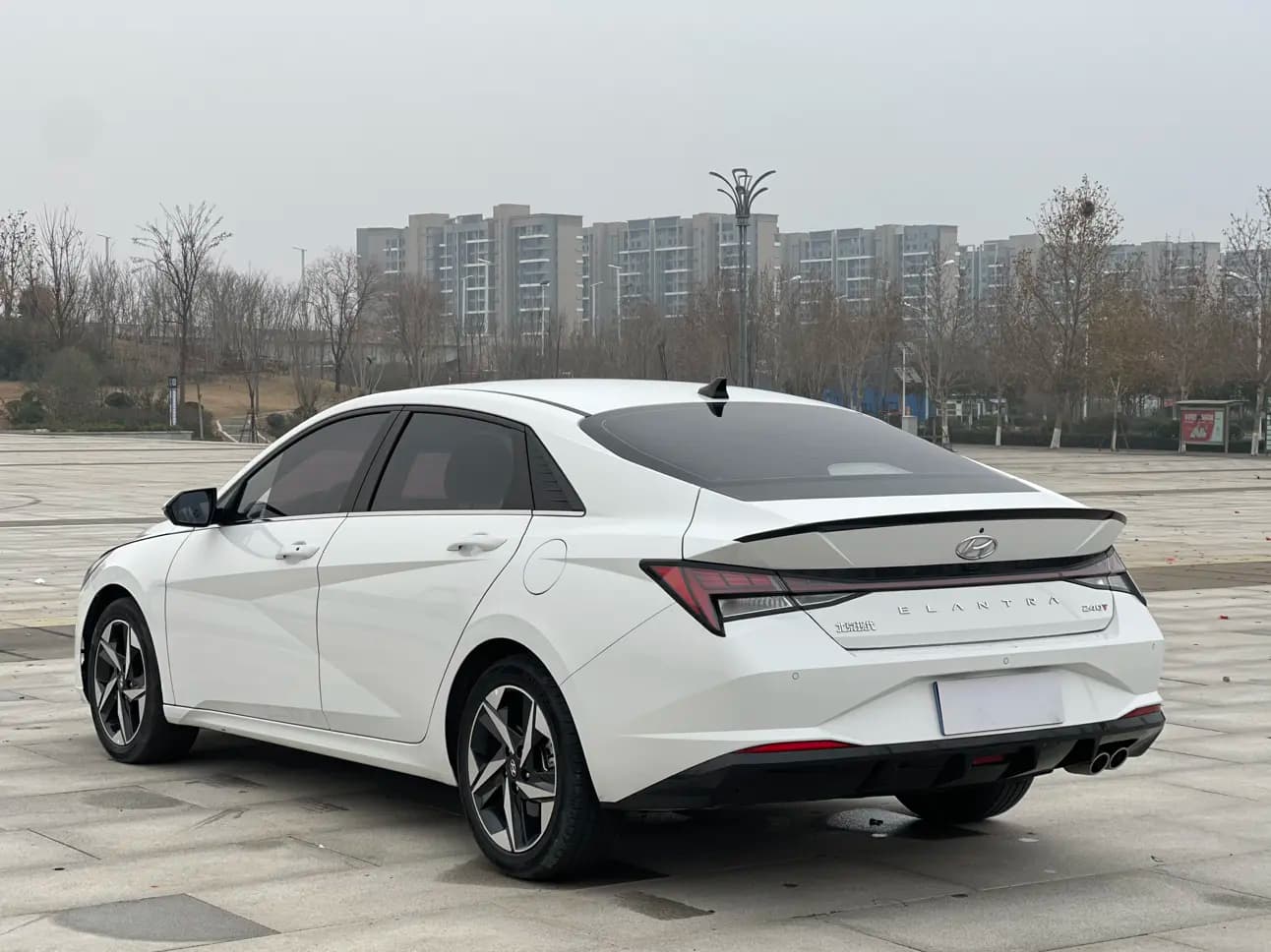 Hyundai Elantra 2023 г. 30012 км. — фото 5