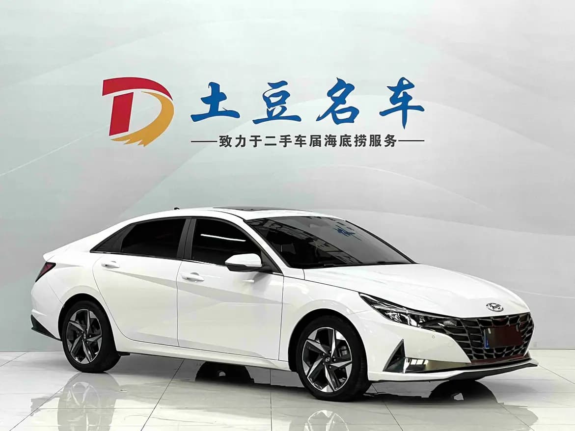 Hyundai Elantra 2022 г. 26711 км. — фото 3