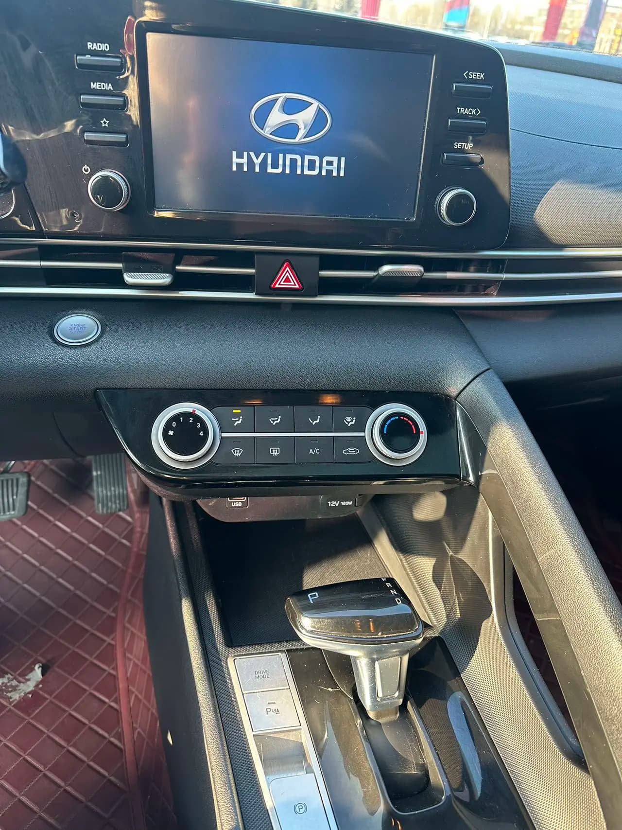 Hyundai Elantra 2022 г. 25007 км. — фото 3