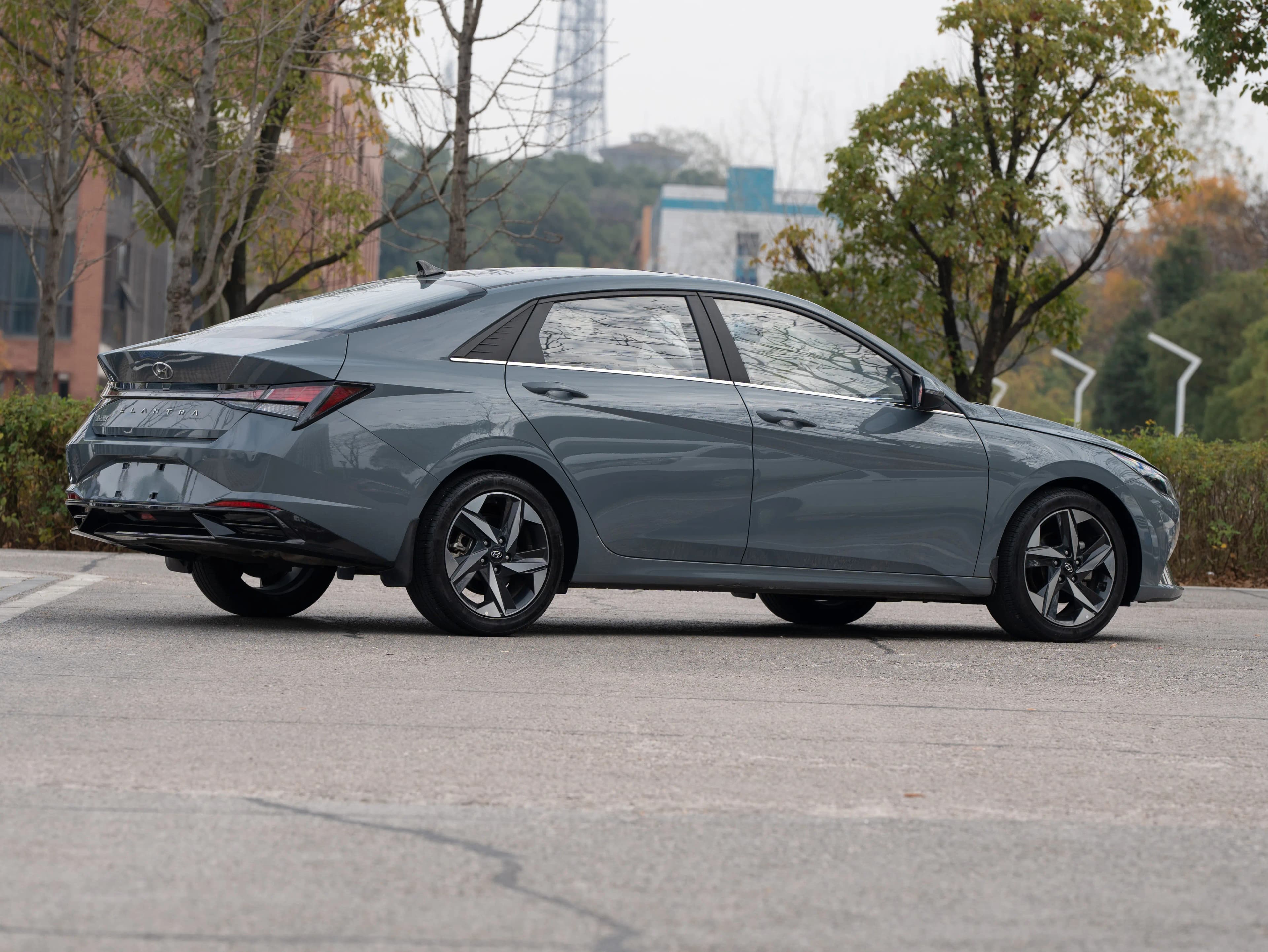 Hyundai Elantra 2023 г. 21006 км. — фото 6