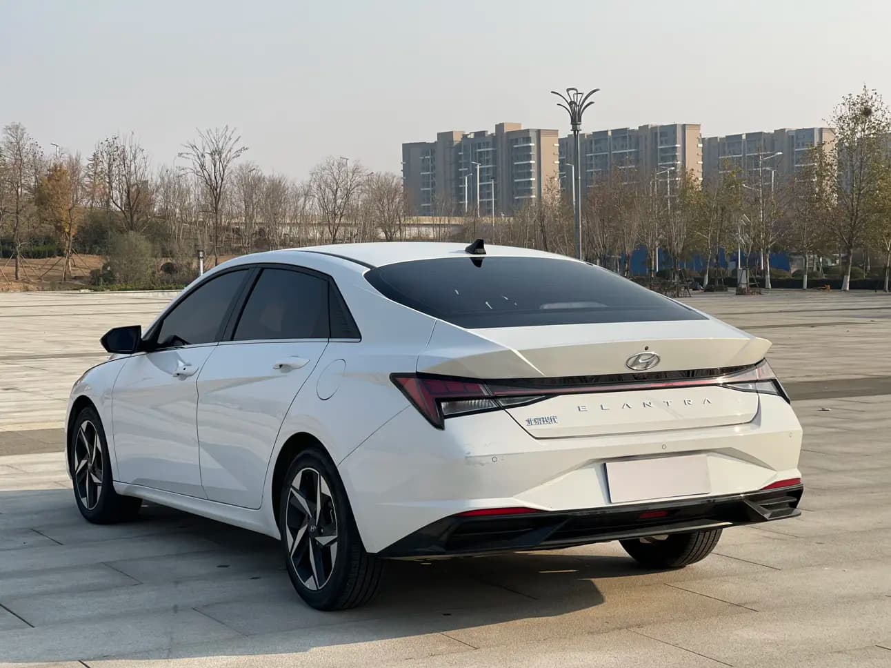 Hyundai Elantra 2022 г. 19005 км. — фото 3