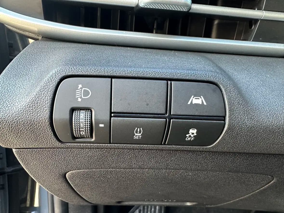 Hyundai Elantra 2022 г. 28001 км. — фото 15