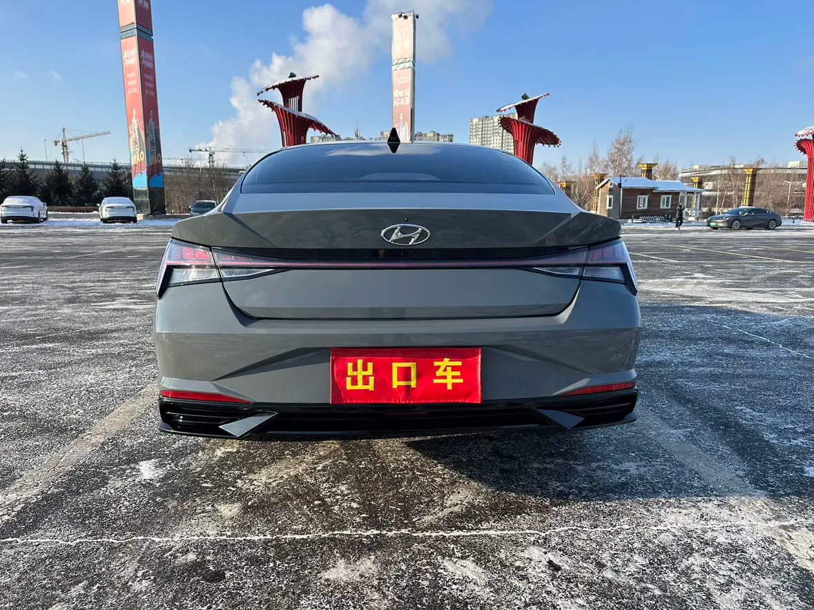 Hyundai Elantra 2022 г. 28001 км. — фото 5